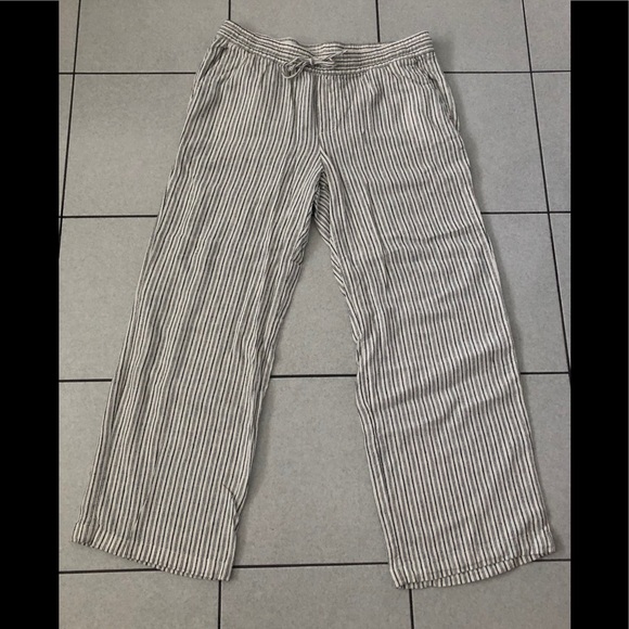 Old Navy Pants - Old Navy striped linen pants